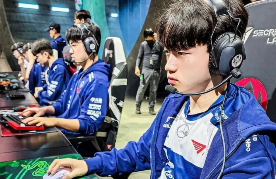 关于Faker爆冷击败曼联，势不可挡引爆全场！的信息